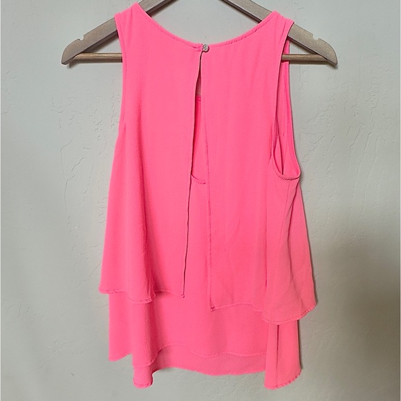Everly Hot Pink Sleeveless Tiered Layered Chiffon Blouse Size Large Dress Top - Picture 2 of 6